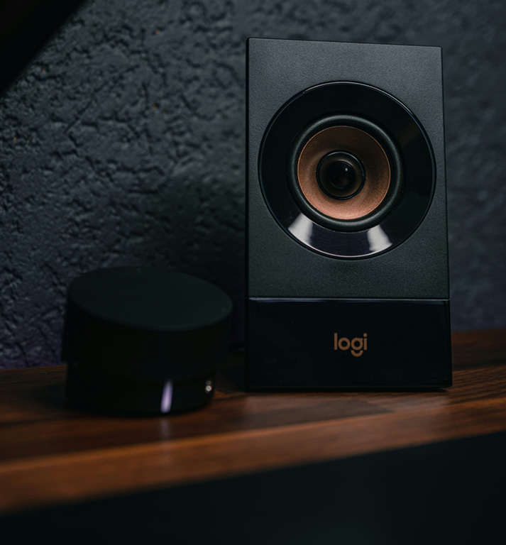 Logitech Z906 - Фото 6