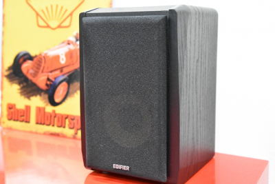 Акустическая система Bluetooth Edifier R1010BT Black <2.0, RMS 24Вт, 65Гц-17кГц>