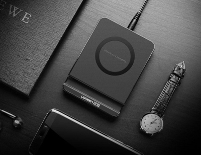 Беспроводное зарядное устройство Ugreen CD121 <BLACK, 30385> Беспроводное зарядное устройство Ugreen CD121 <BLACK, 30385>