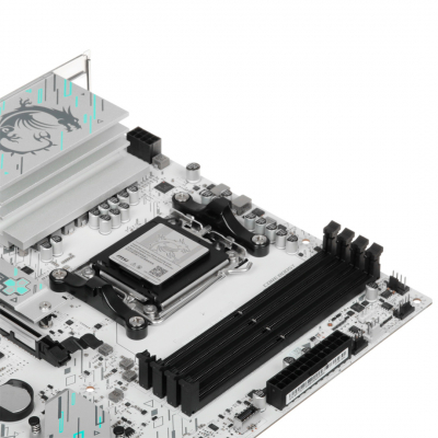 Материнская плата MSI B840M GAMING PLUS WIFI6E AM5 4xDDR5 4xSATA3 RAID 2xM.2 HDMI Type-C mATX