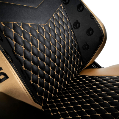 Игровое кресло Noblechairs HERO Dignitas Edition <Экокожа, подлокотник 4D, газлифт 4> Игровое кресло Noblechairs HERO Dignitas Edition <Экокожа, подлокотник 4D, газлифт 4>