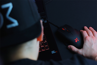 Мышь Dream Machines DM2_Supreme <Оптический сенсор PMW3389, USB, DPI 16000>