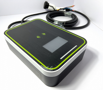 Настенная зарядка для авто GBT 7kW, 32A, 1 фаза, LCD экран, 5м кабель, wifi, app, 